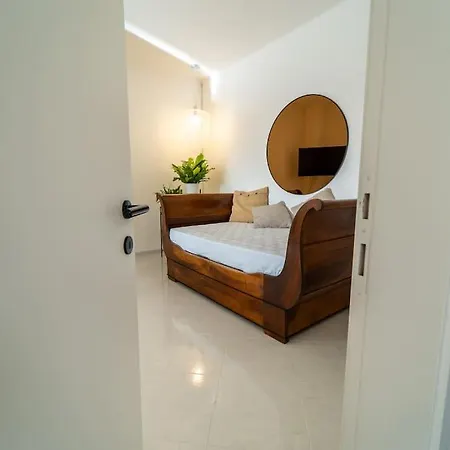 Pugliaway-central Comfort Abode *